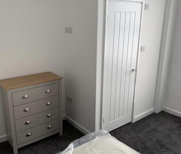 4 bedroom house to rent - Photo 2