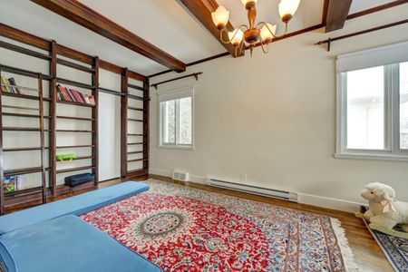 Maison à étages à louer - Mont-Royal - Photo 2