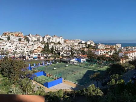 Alquiler de ático en Avenida Manuel Mena Palma - Photo 3