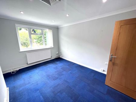 2 bedroom maisonette to rent - Photo 3