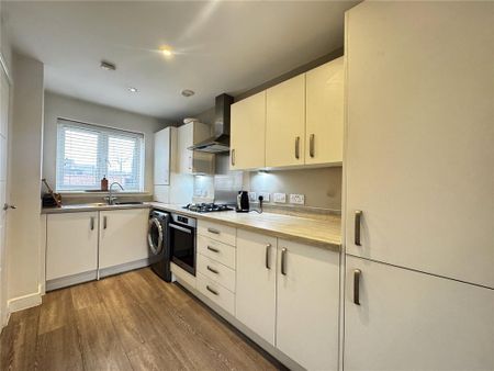 2 bedroom terraced house to rent - Photo 3