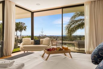 6 bedroom luxury Villa for rent in Nueva Andalucia, Spain