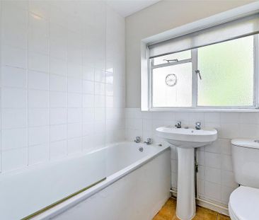 2 bedroom terraced house to rent - Photo 6