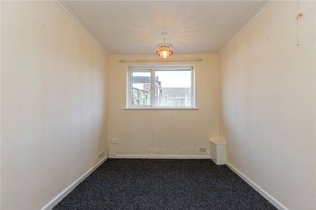 Birch Avenue, Knypersley, Stoke-on-Trent, Staffordshire, ST8 - Photo 2