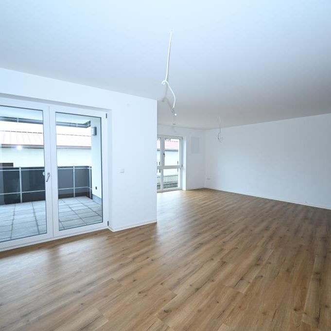 Neubau-Erstbezug! 4-Zimmer-Wohnung - Die Alternative zum Haus Seubersdorf - Zentral - Photo 1