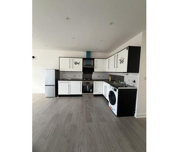 2 bedroom maisonette to rent - Photo 3