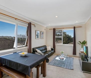 One Bedroom Delight in quiet street - Photo 1