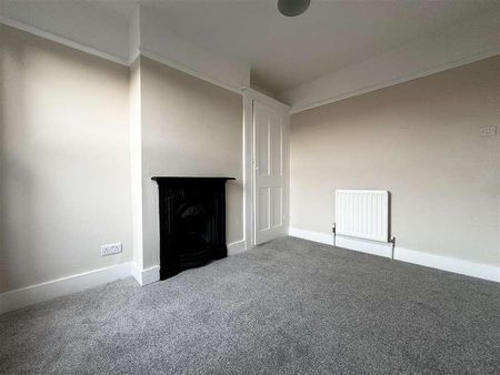 Coombe Road, Gravesend, DA12 - Photo 3