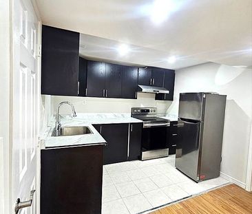 For Lease - 15 Ryder Crescent, Ajax, Ontario - Photo 2