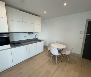 Studio to rent - Photo 4