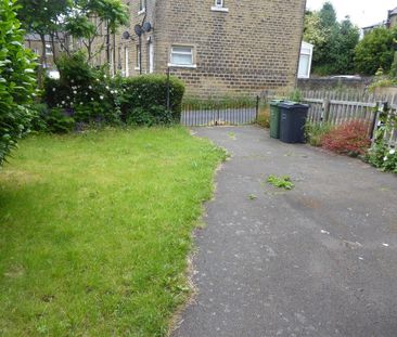 2 bedroom terraced house to rent - Photo 4