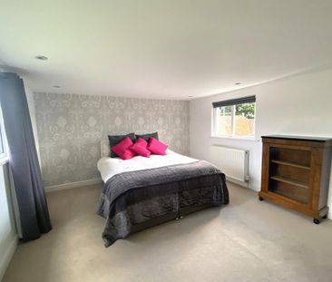 4 bedroom semi-detached house to rent - Photo 2
