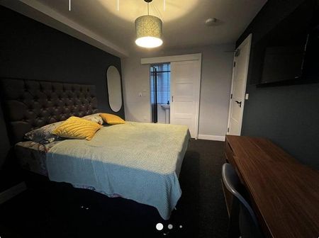 5 bedroom house of multiple occupation to rent - Photo 4