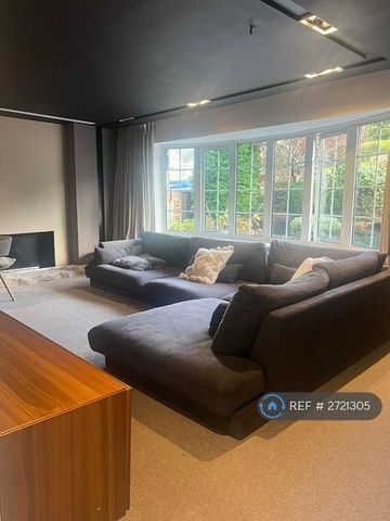 3 bedroom detached house to rent - Photo 2