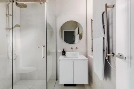 3 Bed, 2 Bath - Photo 3