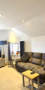 Storrington, RH20 - Photo 4