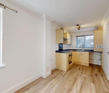 2 bedroom terraced house to rent - Photo 3