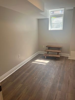 For Lease - 973 Francine Crescent Unit# Bsmt, Mississauga, Ontario - Photo 1