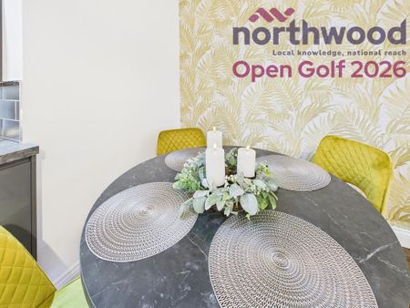 3 bedroom flat to rent - Photo 5