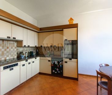 ANCIENT CHARM AND MODERN COMFORT: ELEGANT 4.5-ROOM APARTMENT WITH L... - Photo 2