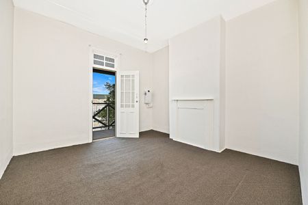 Home For Rent - Photo 3