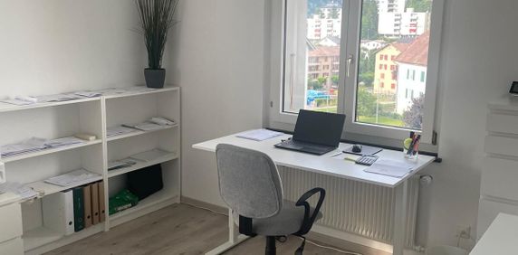 Appartement rénové de 3.5 pièces à Moutier - Photo 2