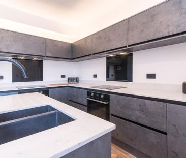 1 bedroom in a house share to rent - Photo 6