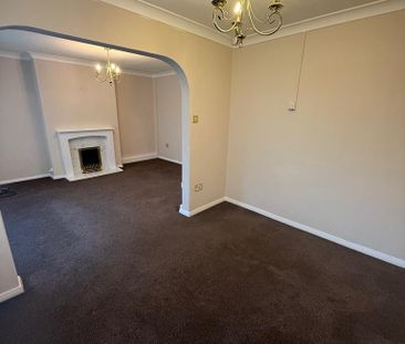 2 bedroom semi-detached house to rent - Photo 4