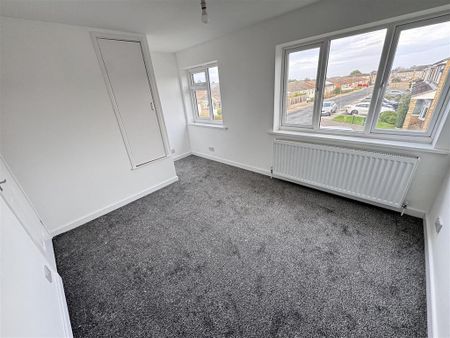 2 bedroom semi-detached house to rent - Photo 3