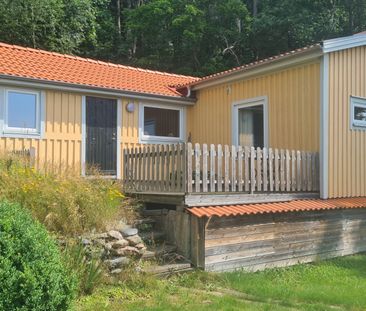 Gamla riksvägen, Kållered - Photo 3