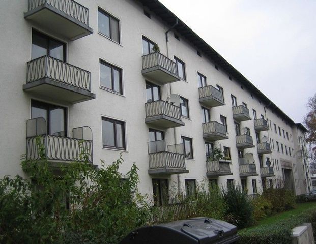 Gemütliche 3-Zimmer-Wohnung mit Balkon - Foto 1