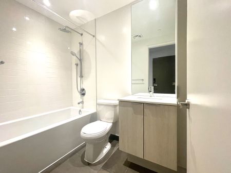 For Lease - 448 Burnhamthorpe Road Unit# 2109, Mississauga, Ontario - Photo 5