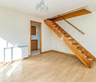 1 bedroom end of terrace house to rent - Photo 2