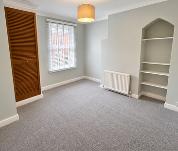 2 bedroom terraced house to rent - Photo 3