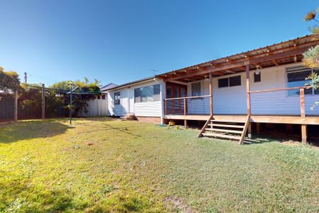 24 Glover Street, East Maitland NSW 2323 - Photo 2