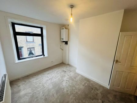 Thackray Street, Halifax - Photo 2