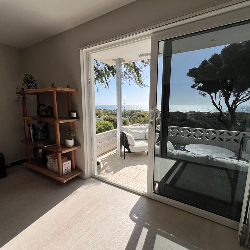 Scarborough sunsets - Photo 1