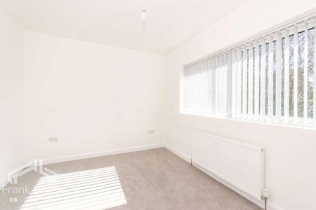 Brookstone Court, St. Annes Road East, Lytham St. Annes, FY8 - Photo 2