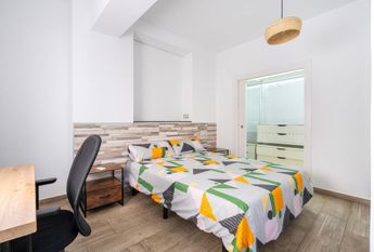 Almeria, Andalusia 04002