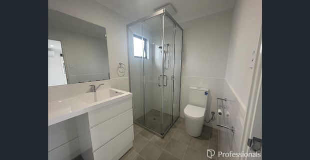 BRAND NEW GRANNY FLAT - Photo 1