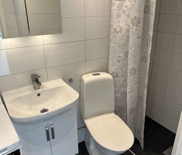 Hakarpsvägen, Huskvarna - Photo 2