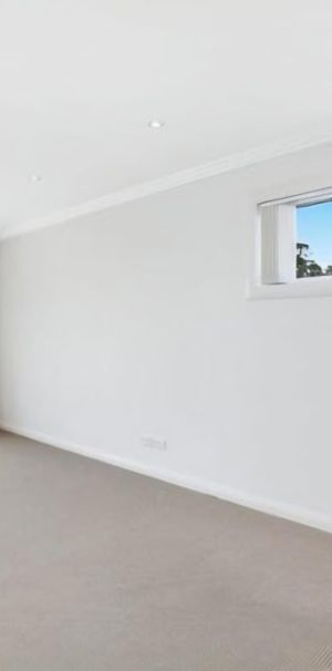 Forestville - Photo 1