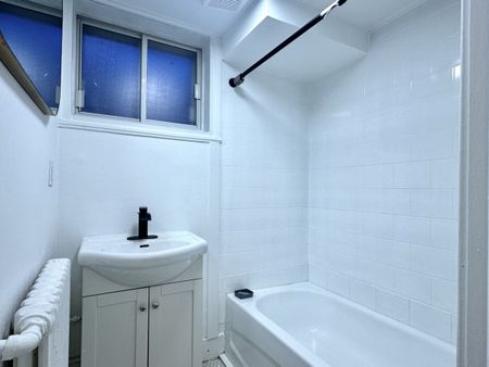 5200 Avenue Bannantyne, #6 - Photo 2