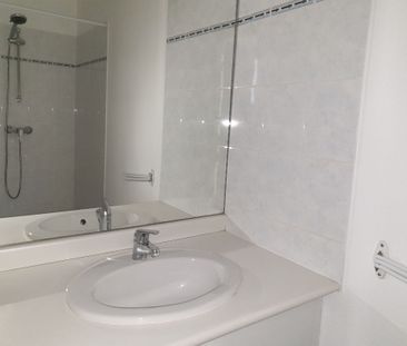 Location Appartement 3 pièces 82m² NIMES 30900 - Photo 4