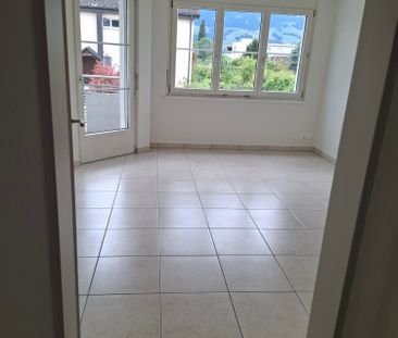 Helle 2.5-Zimmer-Wohnung in ruhiger Aussichtslage - Jona - Photo 2