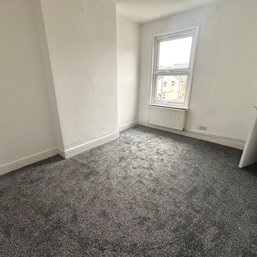 4 bedroom house to rent Dexter Street, DE23 - Photo 1