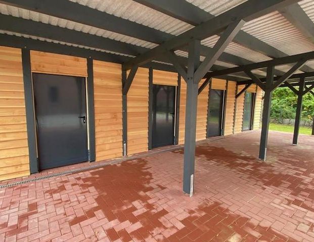 ERSTBEZUG / PROVISIONSFREI: Einzigartige 2-Raum-Whg. m. exklusiver 47m² Dachterrasse u. Stellplatz - Foto 1