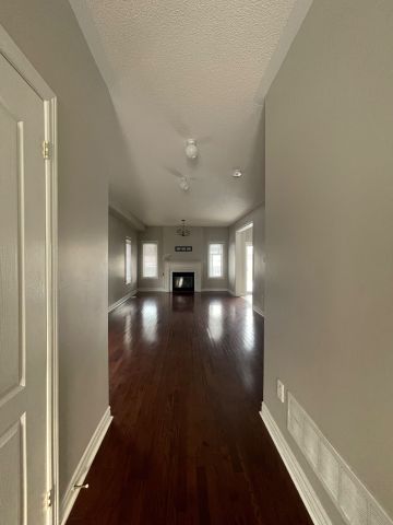 For Lease - 11 Berryfield Way, Brampton, Ontario - Photo 3