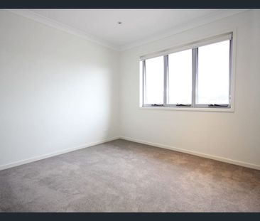 2/736 Wynnum Road, Morningside, Qld 4170 - Photo 6