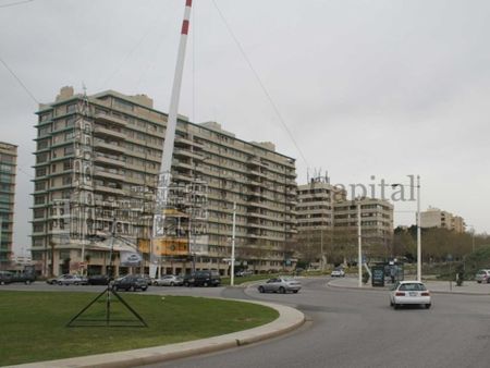 Luxury Apartment for rent in Matosinhos, Distrito do Porto - Photo 3